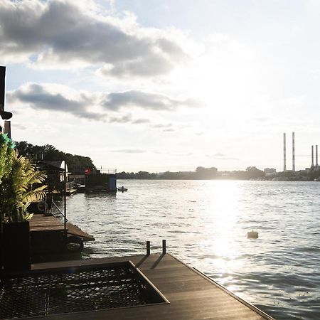 Ada Moment Splav- Kuca Na Reci Beograd- Floating House On Sava River ,Belgrado Buitenkant foto